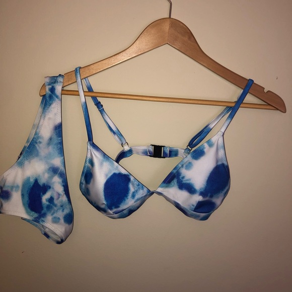 Swimsuit - Picture 1 of 1